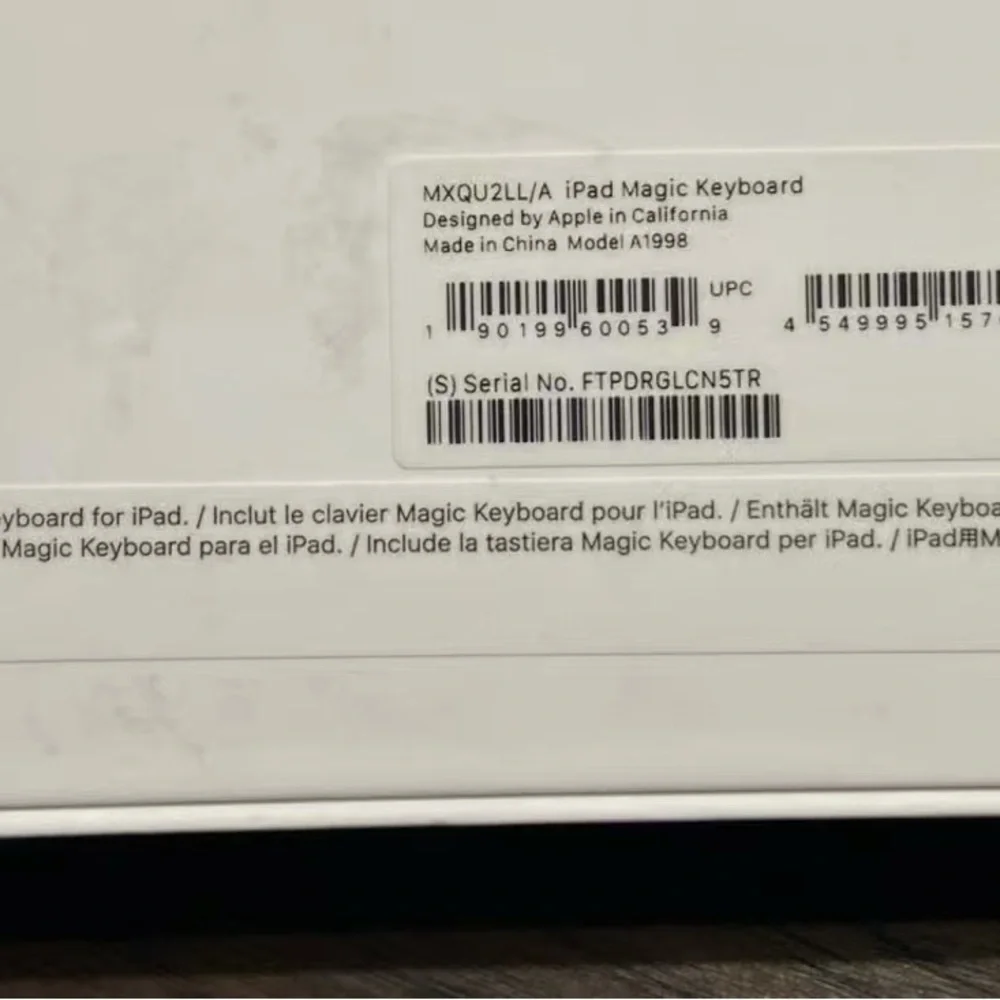Apple iPad Magic Keyboard - Black
